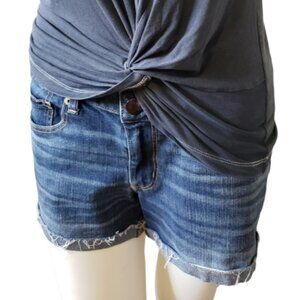 AEO shortie super stretch low rise faded jean shorts size 10